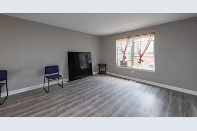 929 Adams Street, Waukegan, IL 60085 - Photo 2
