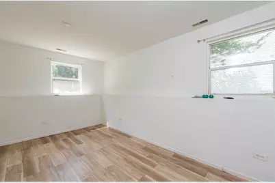 929 Adams Street, Waukegan, IL 60085 - Photo 14