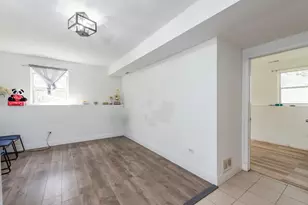 929 Adams St, Waukegan, IL 60085 - Photo 18