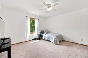 3028 Wedgewood Dr, Dekalb, IL 60115 - Photo 36
