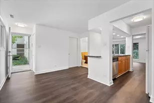974 S Park Terrace, Chicago, IL 60605 - Photo 4