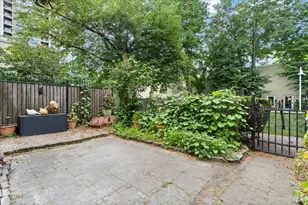 974 S Park Terrace, Chicago, IL 60605 - Photo 26