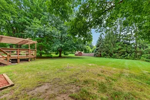 6151 Lippincott Ln, Rockford, IL 61107 - Photo 42