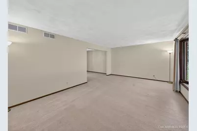 6151 Lippincott Lane, Rockford, IL 61107 - Photo 8