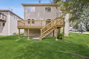 490 E Red Oak St, Bensenville, IL 60106 - Photo 22