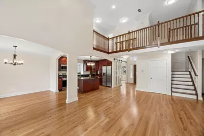490 E Red Oak Street, Bensenville, IL 60106 - Photo 4