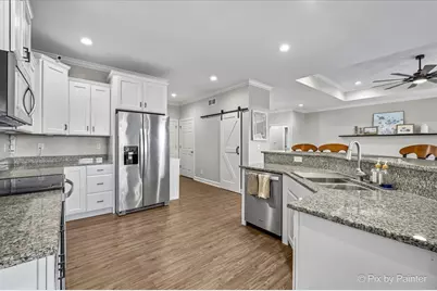 329 Coley Place, Sycamore, IL 60178 - Photo 8