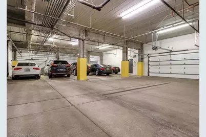 2401 N Janssen Avenue #408, Chicago, IL 60614 - Photo 18