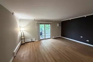 910 W Alleghany Dr, Arlington Heights, IL 60004 - Photo 6