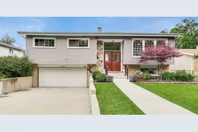 1503 N Park Drive, Mount Prospect, IL 60056 - Photo 1