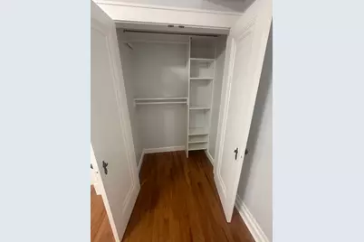 2310 W Farwell Avenue #2W, Chicago, IL 60645 - Photo 8