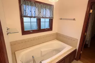 720 Evergreen Ln, Sugar Grove, IL 60554 - Photo 12