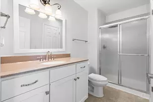 887 N Dovington Ct, Hoffman Estates, IL 60169 - Photo 28