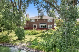 887 N Dovington Ct, Hoffman Estates, IL 60169 - Photo 34