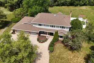 1091 Polo Dr, Lake Forest, IL 60045 - Photo 2