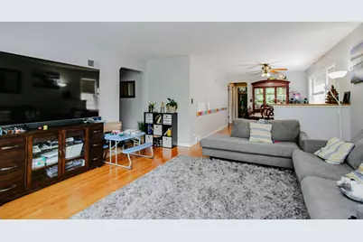 6615 N California Avenue, Chicago, IL 60645 - Photo 4