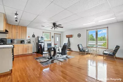 225 E Main Street, Round Lake Park, IL 60073 - Photo 16