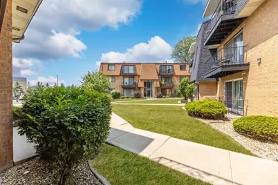 4827 W 109th Street #101, Oak Lawn, IL 60453 - Photo 14