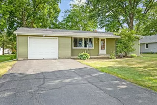 212 W North St, Durand, IL 61024 - Photo 1