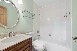 907 Curtiss St, Downers Grove, IL 60515 - Photo 12