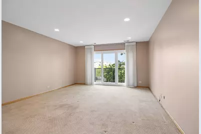 907 Curtiss Street #304, Downers Grove, IL 60515 - Photo 4