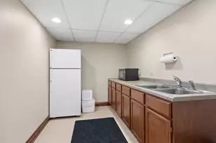 907 Curtiss St, Downers Grove, IL 60515 - Photo 16