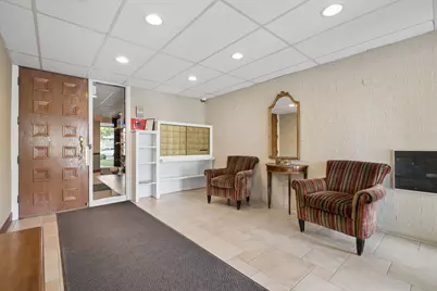 907 Curtiss Street #304, Downers Grove, IL 60515 - Photo 2