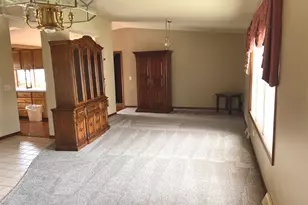 1314 Ascot Ct, Grayslake, IL 60030 - Photo 8