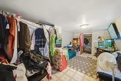 8914 S Exchange Avenue, Chicago, IL 60617 - Photo 18