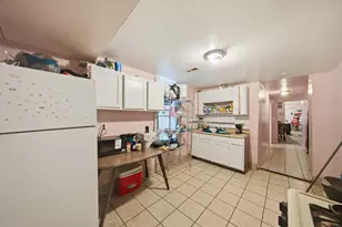8914 S Exchange Ave, Chicago, IL 60617 - Photo 30