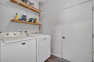 24011 Pear Tree Cir, Plainfield, IL 60585 - Photo 10