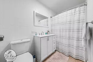 4402 Sycamore Ln, Rolling Meadows, IL 60008 - Photo 20