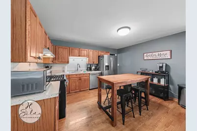 4402 Sycamore Lane, Rolling Meadows, IL 60008 - Photo 10