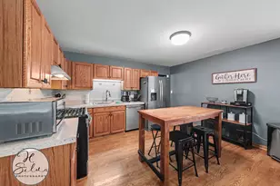 4402 Sycamore Ln, Rolling Meadows, IL 60008 - Photo 10