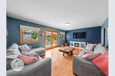 4402 Sycamore Lane, Rolling Meadows, IL 60008 - Photo 12