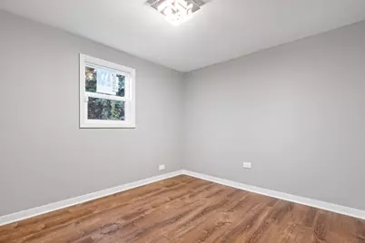 10231 S Rhodes Avenue, Chicago, IL 60628 - Photo 18
