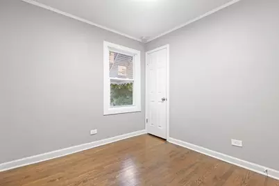 10231 S Rhodes Avenue, Chicago, IL 60628 - Photo 14