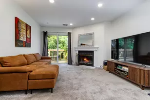 16 W Fern Ct, Palatine, IL 60067 - Photo 8