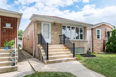 11233 S Whipple Street, Chicago, IL 60655 - Photo 2