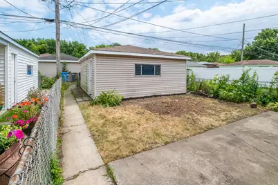 11233 S Whipple Street, Chicago, IL 60655 - Photo 26