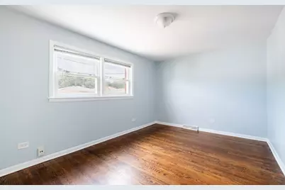11233 S Whipple Street, Chicago, IL 60655 - Photo 14