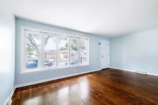 11233 S Whipple St, Chicago, IL 60655 - Photo 8