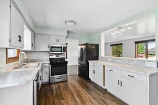 11672 Glenview Dr, Orland Park, IL 60467 - Photo 4