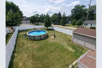 304 Johnson Street, East Dundee, IL 60118 - Photo 2