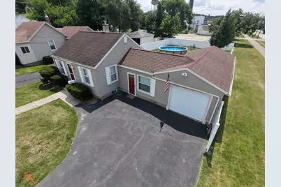 304 Johnson Street, East Dundee, IL 60118 - Photo 1