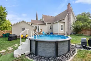 230 Somonauk St, Sycamore, IL 60178 - Photo 32