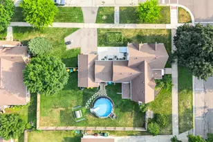 230 Somonauk St, Sycamore, IL 60178 - Photo 36