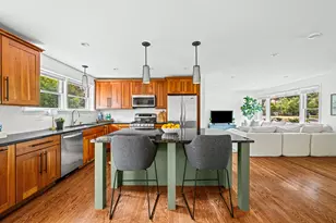 1120 Manor Dr, Wilmette, IL 60091 - Photo 4