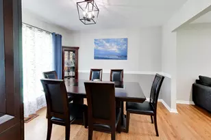 1912 Victoria Rd, Mundelein, IL 60060 - Photo 6