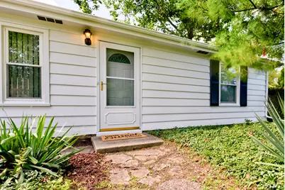 1514 N Washington Street, Wheaton, IL 60187 - Photo 4
